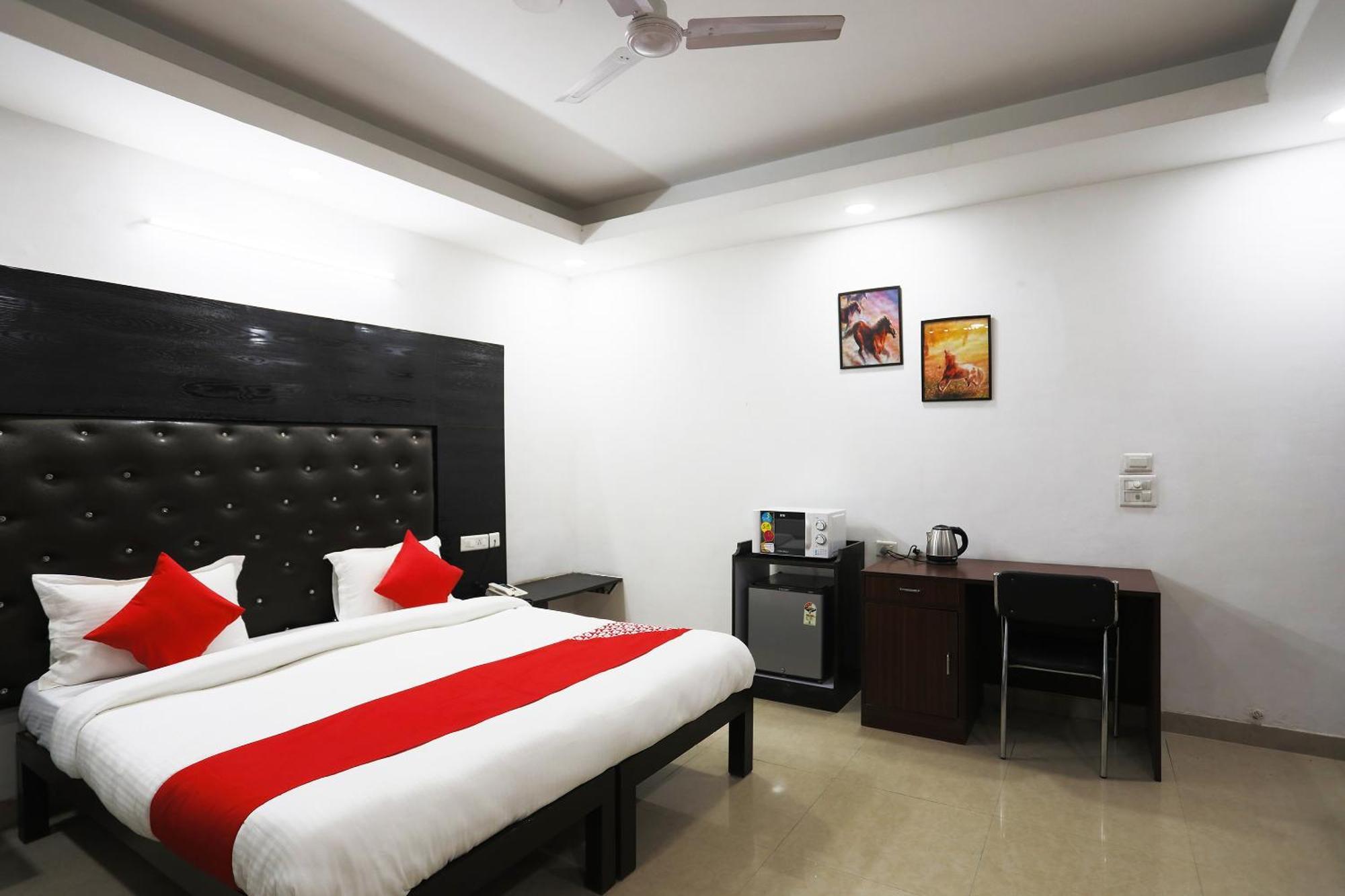 Super Collection O Tipsyy Inn 014 Gurgaon Luaran gambar