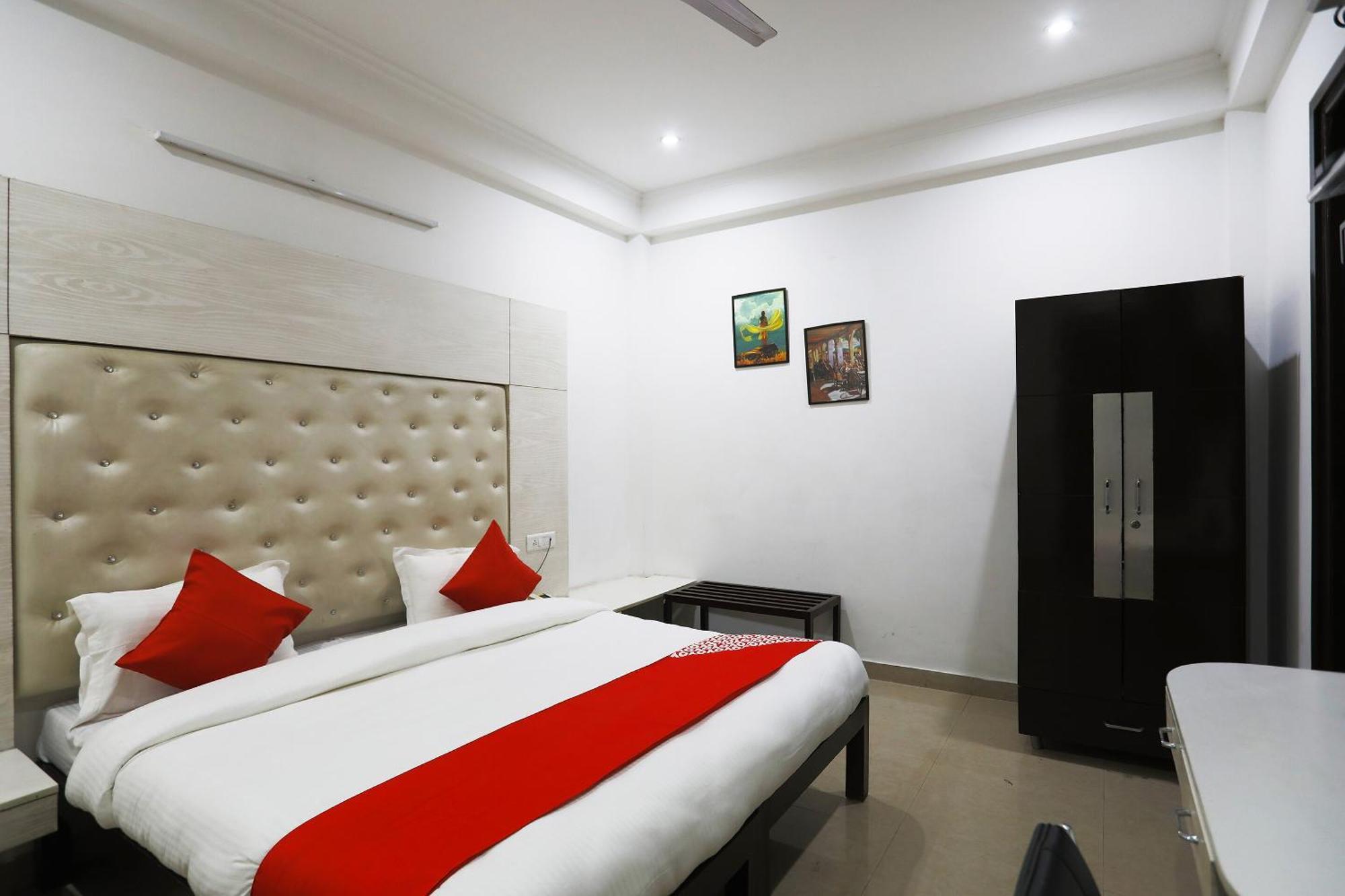 Super Collection O Tipsyy Inn 014 Gurgaon Luaran gambar