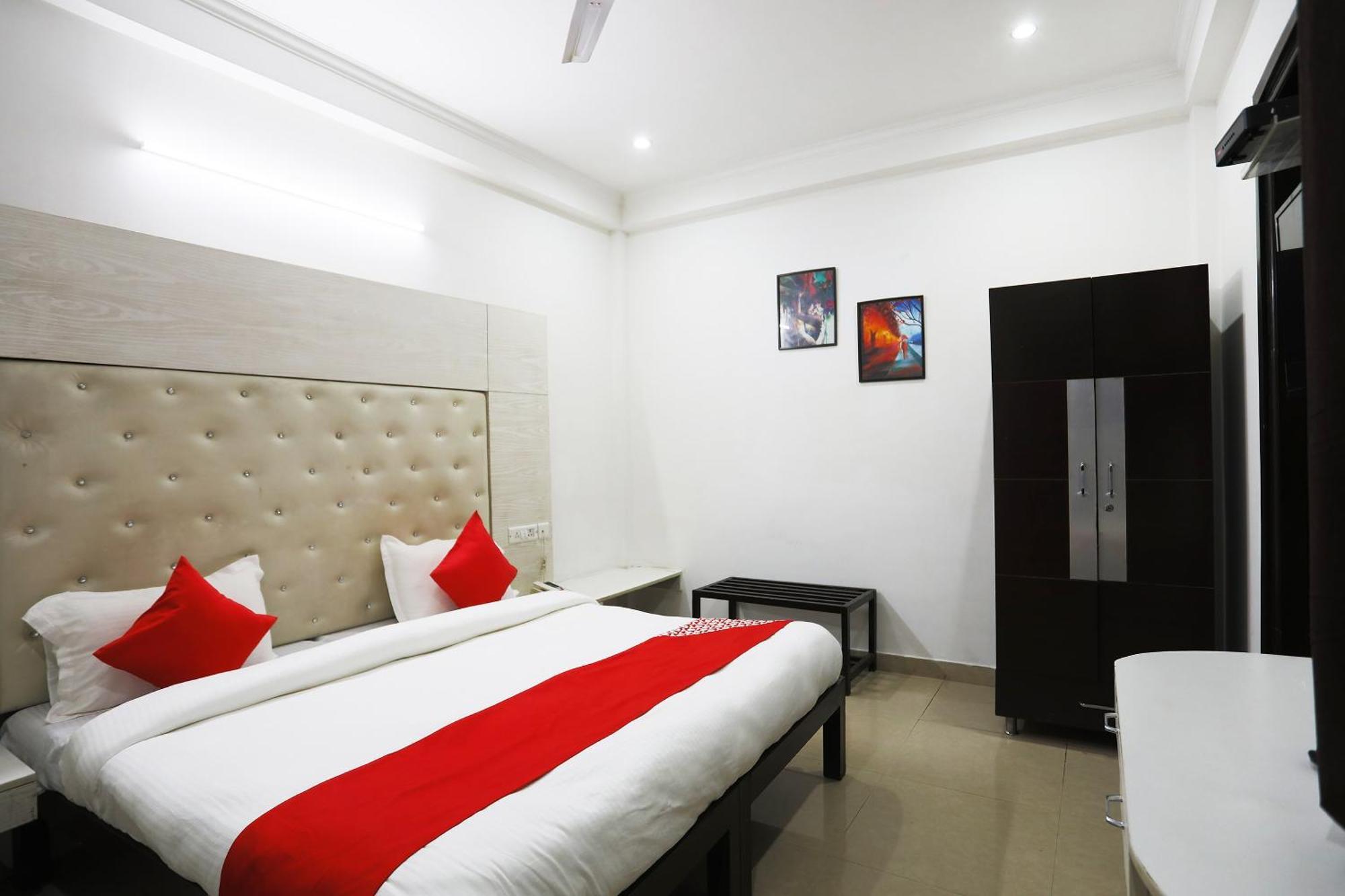 Super Collection O Tipsyy Inn 014 Gurgaon Luaran gambar