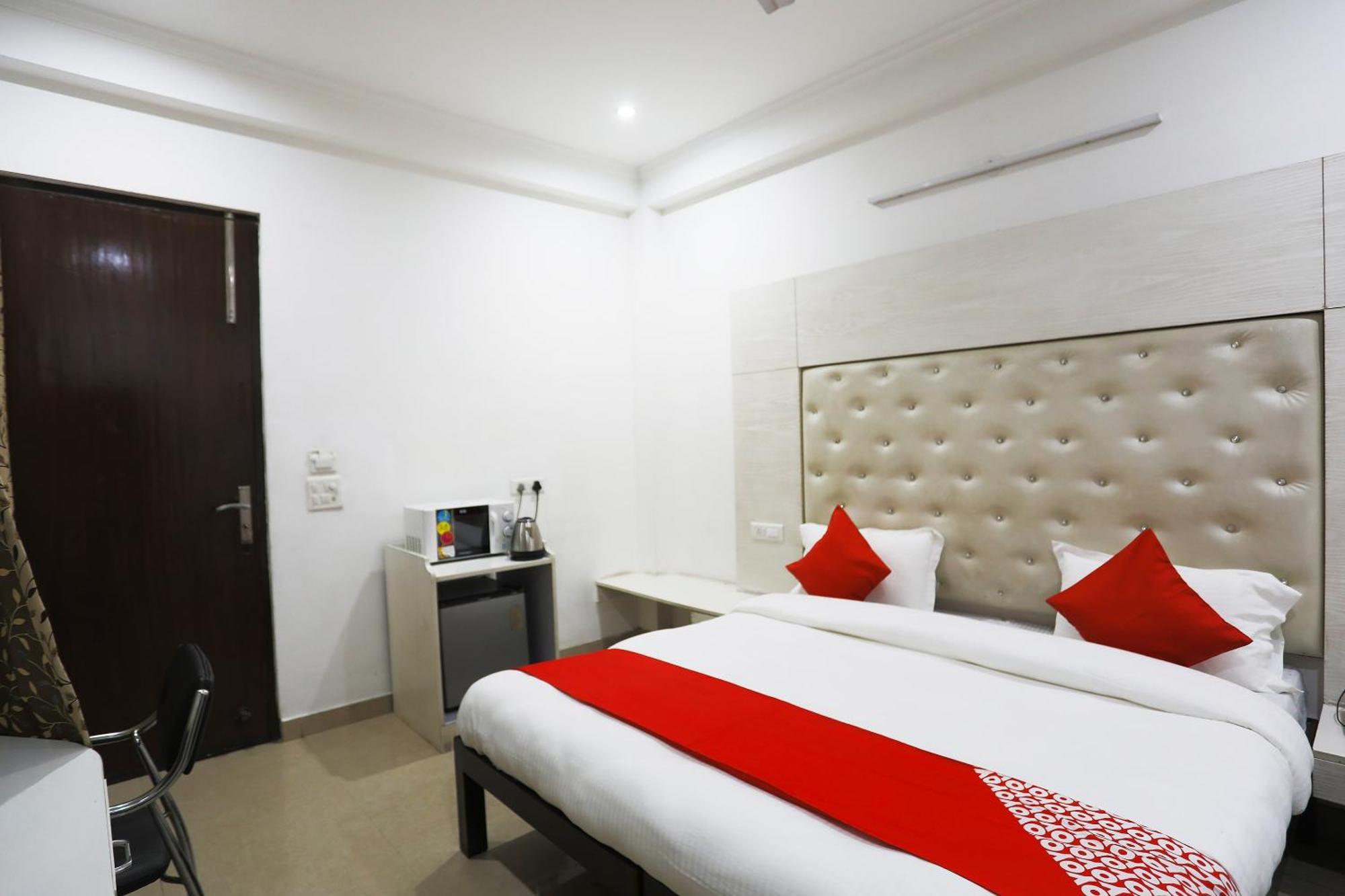 Super Collection O Tipsyy Inn 014 Gurgaon Luaran gambar