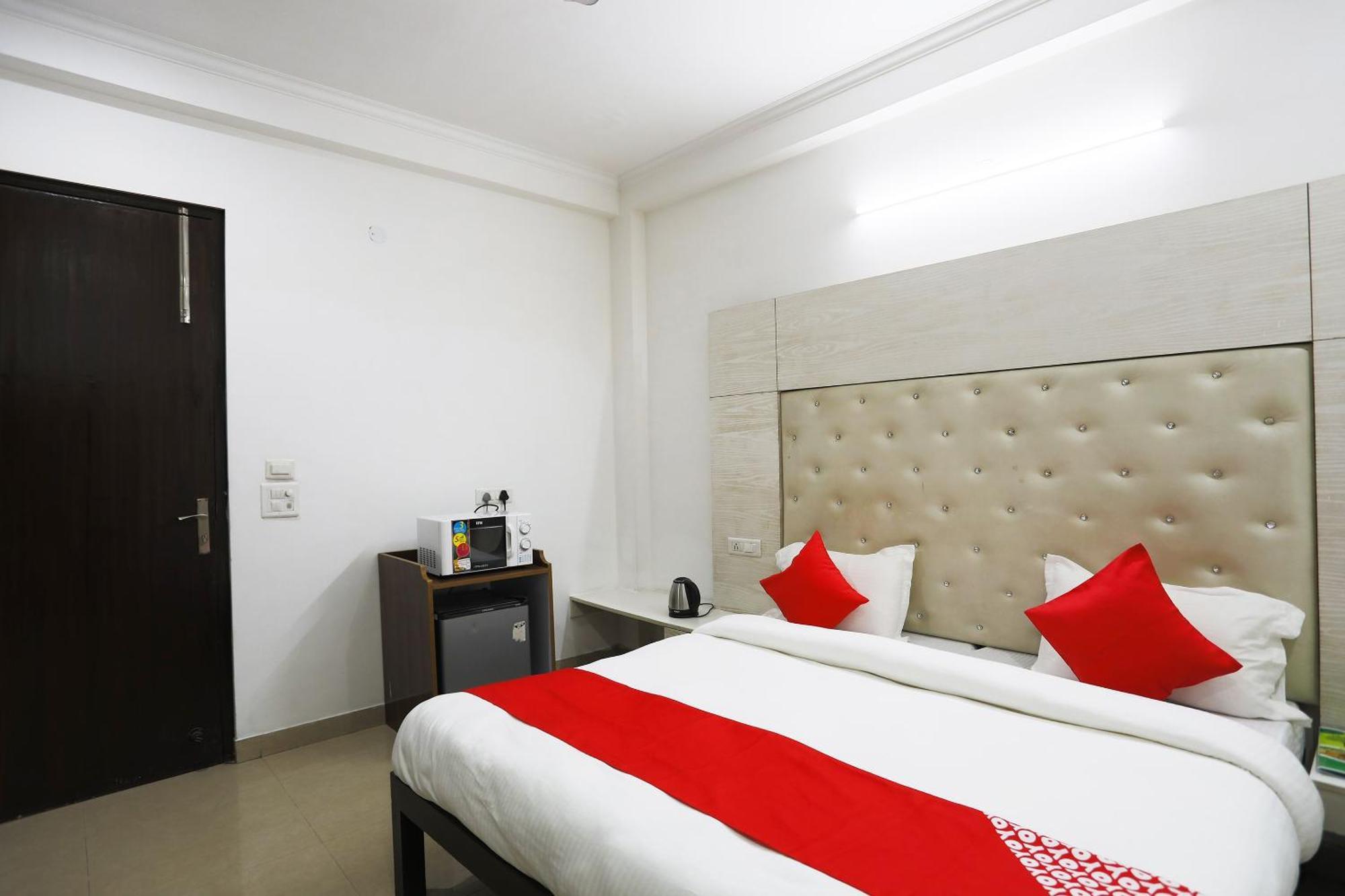 Super Collection O Tipsyy Inn 014 Gurgaon Luaran gambar